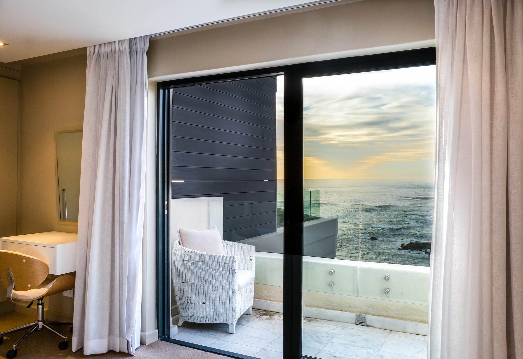 Lions Eye Luxury Apartments เคปทาวน์ ภายนอก รูปภาพ